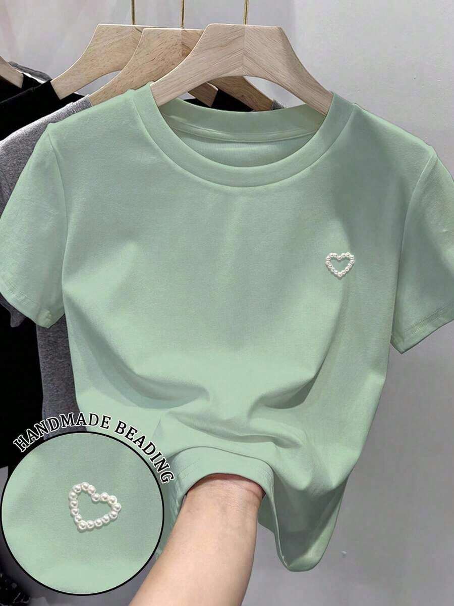 Camiseta de manga corta de unicolor con decoración de tachuelas en forma de corazón, de uso versátil y casual - Verde 3 - Ver 1