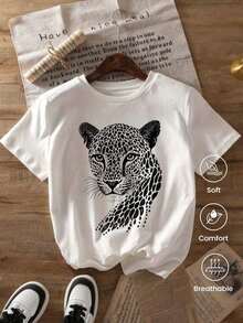 Camiseta de cuello redondo y mangas cortas de ropa fashion, fabricada en México, para la temporada primavera-verano 2025. Con estampado de dibujos animados, es un modelo de pareja, apta para usar tanto por dentro como por fuera, ideal para oficina y estilo casual, diseñada para hombres y mujeres, en unidad individual. - Blanco - Ver 2