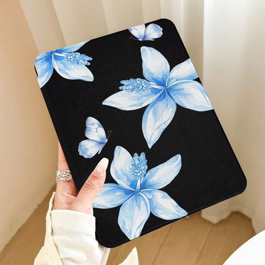 1个翻盖式桌面保护套,带笔槽,浅蓝色百合蝴蝶图案,360°旋转支架,内置笔槽,PU皮革材质,具备自动休眠/唤醒功能,适用于三星A9/A9+/S9/S9FE/A11/A11+/S11/S10 FE/S10 FE+/S10 Lite等热门机型,也兼容苹果Air 5/6、荣耀等品牌,适合作为返校季、情人节、节日礼物。 - 款式7 - 查看 1