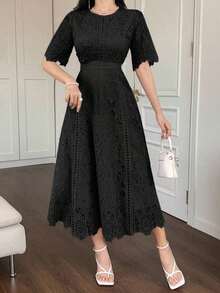 Vestido corto con adorno de encaje en las mangas, vestido mini elegante y refinado - Negro 2 - Ver 3