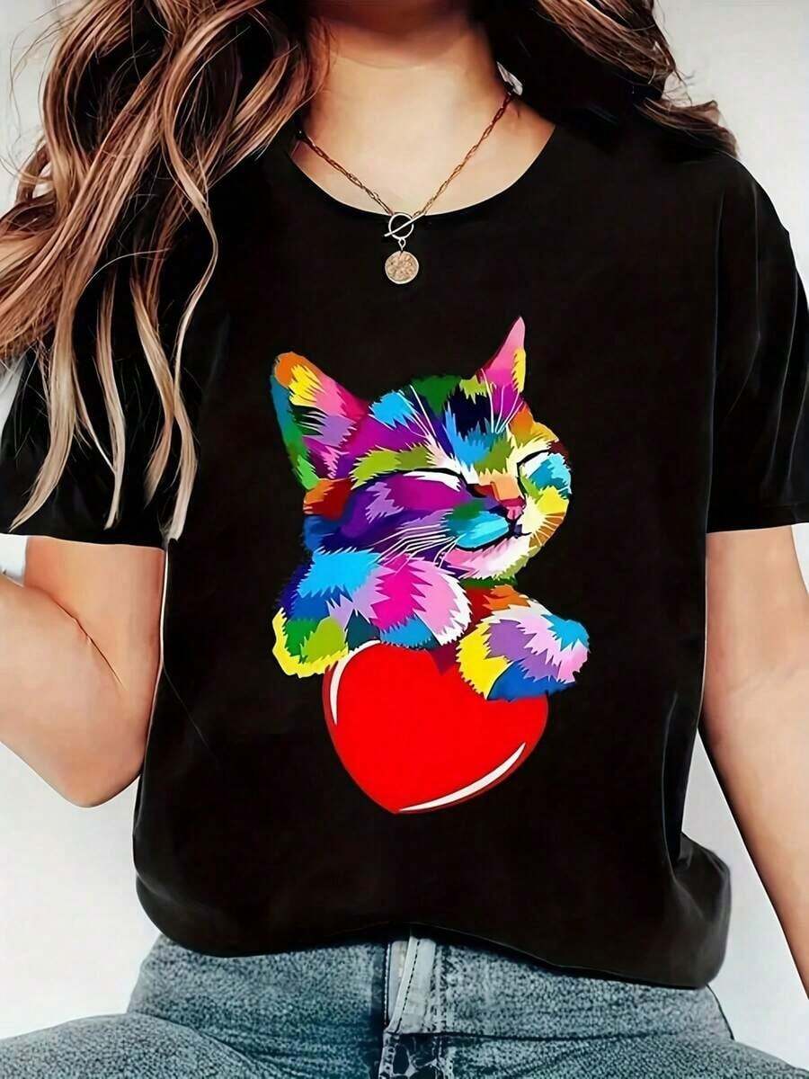 100% Cotton. Unique Y2K Colorful Cat T-Shirt In A Heart Shape. Vibrant And Modern Design, Perfect For Pet Lovers. Show Off Your Style And Dare To Stand Out With This Exclusive Piece! Ideal For Any Occasion. Get Yours Now! - 黑色 - 查看 1