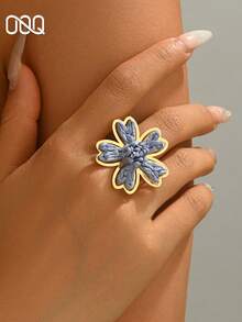 OOQ 1pc Vacation Style Five-Petal Rattan Flower Open Ring, Adjustable Size Portable Colorful Floral Ring For Women, Bridesmaid Gift, Date Night Gift For Best Friend (Handmade Rattan Weaving, Random Shape) - Blue - View 4