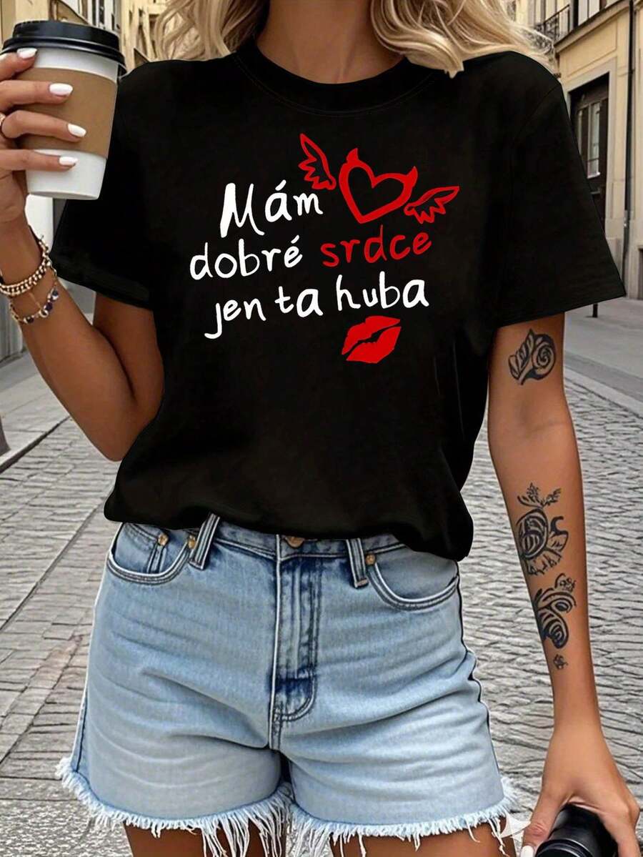 Women's Short-Sleeved T-Shirt With A Round Neck, Featuring A Humorous "Czech Good Heart" Letter Print, Ideal For Spring And Summer, Casual Wear, Everyday Leisure, And As A Holiday Gift. - 黑色 - 查看 1