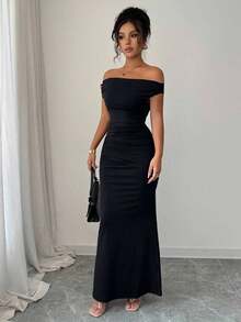 Women's Fitted Party Dress With Off-The-Shoulder Design And Elegant Metallic Details - 黑色 - 查看 5