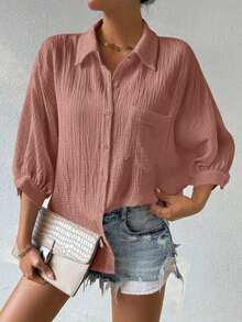 Camisa de mujer minimalista y casual de unicolor con botones delanteros, textura y hombros caídos - Rosa - Ver 3