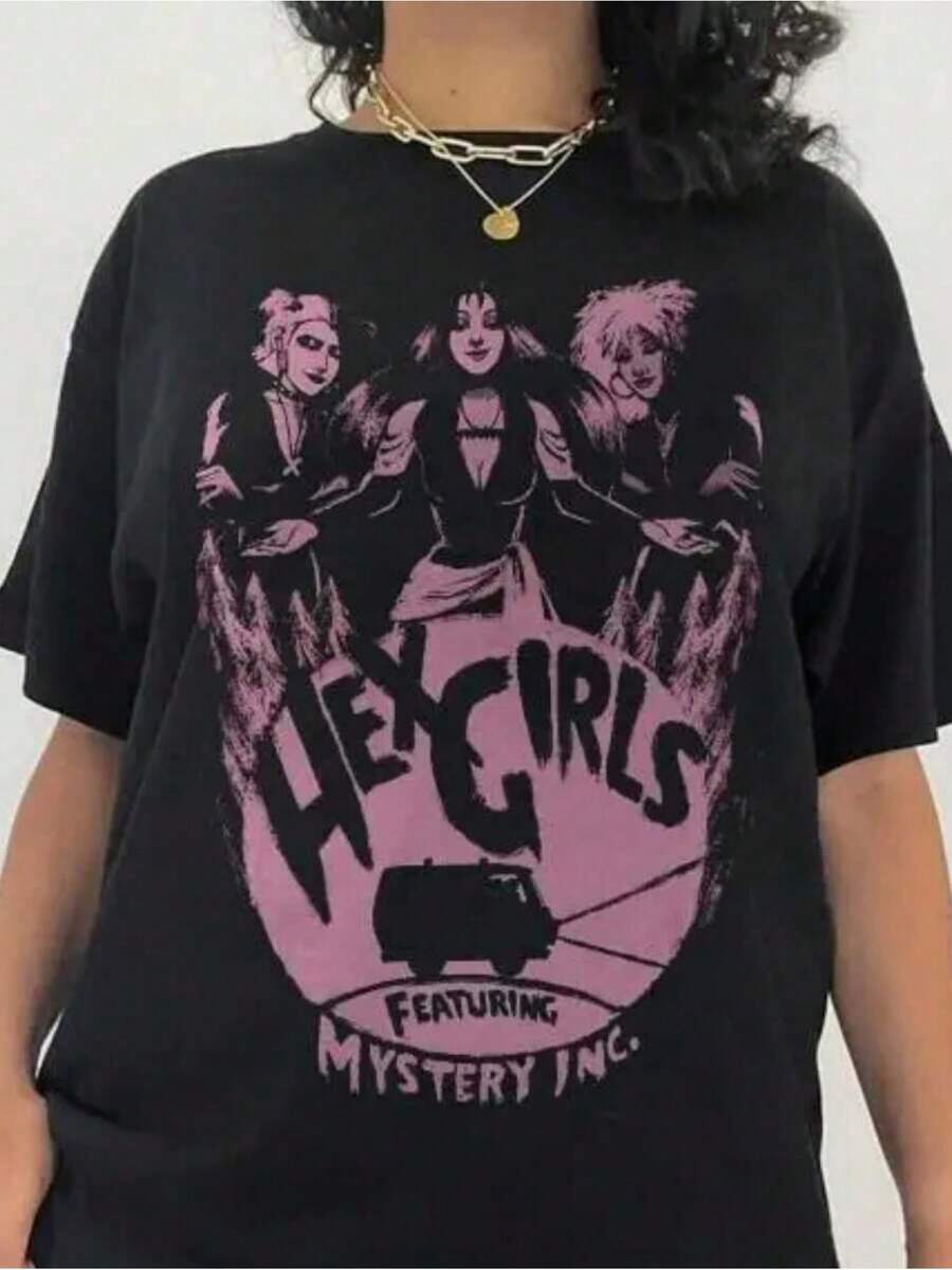 Camiseta duradera con diseño vintage de banda de rock hexagonal|   Diseño holgado en color negro, estampado de llamas rosas y monstruos, lavable a máquina, perfecto para uso casual y conciertos, cuello redondo, adecuado para todas las estaciones, tela ligeramente elástica, tallas L-5XL.camisas de mujer sudaderas para mujer sueter blusa casual mujer verano vestidos de graduación - Negro - Ver 1