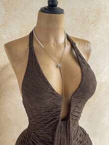 Vestido mini casual de vacaciones para mujer con escote en V profundo, cuello halter con lazo, y drapeado.Adecuado para la playa, cruceros y festivales de música en verano - Marrón - Ver 5