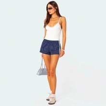 Pantalones cortos deportivos con rayas laterales para mujer, estilo retro, holgados, informales, minimalistas, de cintura alta, elegantes, combinables con joggers ajustados de verano. - azul profundo - Ver 6