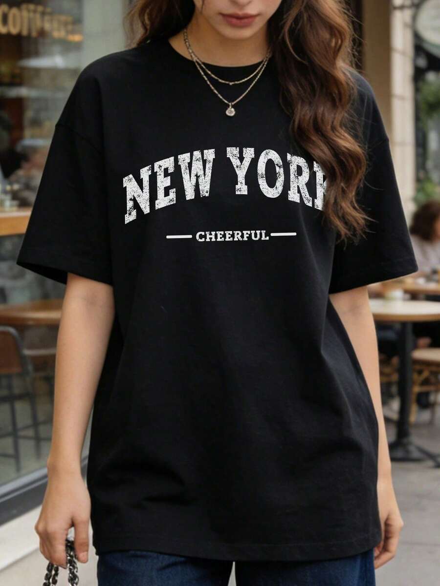 Women's Soft And Casual Short-Sleeved Crew Neck T-Shirt, Vintage New York Style With Distressed Graphic Text Print, Suitable For Everyday Wear. Black. - 黑色 - 查看 1