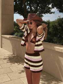 Conjunto de vacaciones de primavera con cárdigan de punto de manga corta con abertura y pantalones cortos de punto a rayas para mujer - Rosa - Ver 4
