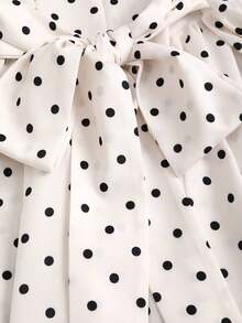 Vestido mini para mujer de alta gama, de estilo retroamericano, con estampado floral, espalda descubierta, corte slim, plisado, cuello asimétrico sin mangas y lunares - Blanco y Negro - Ver 4