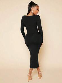 Vestido ajustado unicolor de cuello scoop - Negro - Ver 2