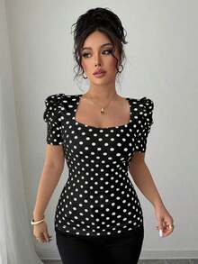 Camiseta casual de mujer, elegante y sexy, de manga corta, cuello joya, mangas abullonadas, puños fruncidos, estampado de lunares blancos y negros, silueta ajustada, adecuada para vacaciones - Multicolor 6 - Ver 3