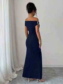 Women's Fitted Party Dress With Off-The-Shoulder Design And Elegant Metallic Details - 紅色 - 查看 2