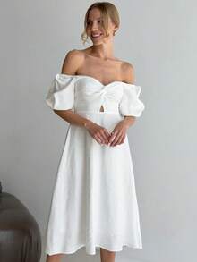 Vestido francés cuello cuadrado con textura arrugada, mangas abullonadas y corte A, modelo elegante 2026. - Blanco - Ver 2