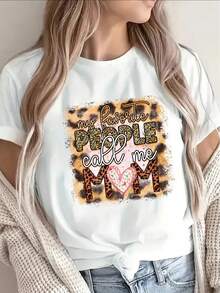 Camiseta con Estampado "Llámame Mamá" - Camiseta de manga corta y cuello redondo, adecuada para uso casual diario, de poliéster elástico lavable a máquina, con el llamativo estampado "Llamo a Todos que Amo, Mamá", una camiseta básica para madres durante todo el año. - Blanco - Ver 7