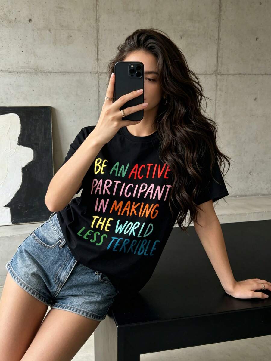 Camiseta de manga larga con frase divertida |   Sé un participante activo en la mejora del mundo, camiseta gráfica inspiradora, de peso pesado 180 g/m², 100% cuello redondo, gris claro con estampado grande y colorido, estilo casual, adecuada para todas las estaciones, cuello redondo, talla grande. - Negro - Ver 1