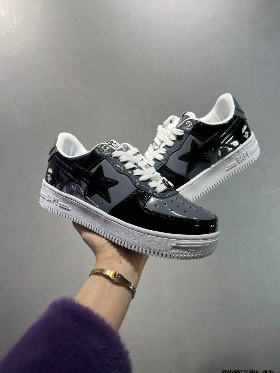 Giày thể thao A BATHING APE Bape Casual Skate, giày sneaker bóng bẩy với logo ngôi sao phối màu tương phản, màu đen và xám tráng gương dành cho nam và nữ.