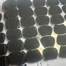 60片吉他撥片防滑貼紙,磨砂材質防滑表面,附10片吉他撥片(隨機顏色)套組,自黏式吉他撥片收納架 - 黑色 - 查看 10