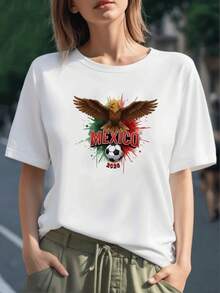 Águila majestuosa extendiendo sus alas sobre un balón de fútbol con los colores de México y el año 2026 simbolizando fuerza y pasión nacional camiseta para mujer 100% algodón - Negro - Ver 6