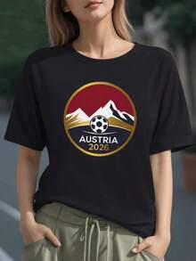 Montañas nevadas que simbolizan fuerza y superación junto a un balón que representa la pasión por el fútbol camiseta para mujer 100% algodón cómoda y moderna Austria 2026 - Negro - Ver 6