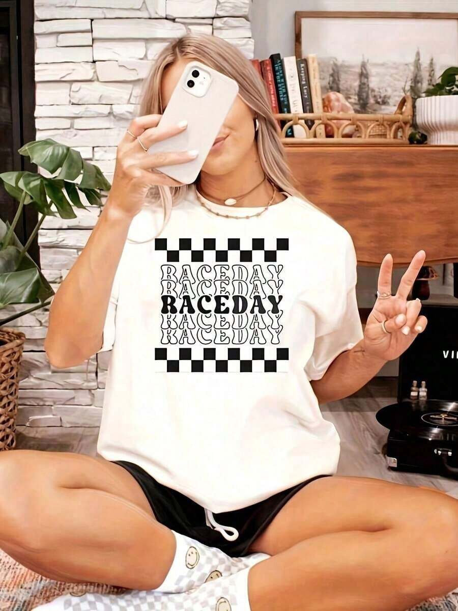 Camiseta cómoda para el día de la carrera - Para fanáticos de los deportes de motor a cuadros y los monster trucks - Regalo perfecto para padres y madres amantes de las carreras - Camiseta holgada y versátil de manga corta para mujer - Blanco - Ver 1