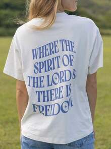 Women's Short-Sleeved T-Shirt With A Bible Verse Print, "Where The Spirit Of The Lord Is, There Is Freedom." This Relaxed, Loose-Fitting, Slimming, Comfortable, And Breathable Retro American Style Is Perfect For Everyday Wear, Religious Activities, Easter, Girls' Trips, And Spring/Summer Outfits. S0FP - 白色的 - 查看 6