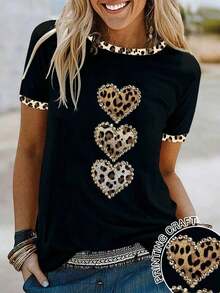 Camiseta de manga corta casual de cuello redondo con estampado de corazón para mujer de talla grande - Negro - Ver 1