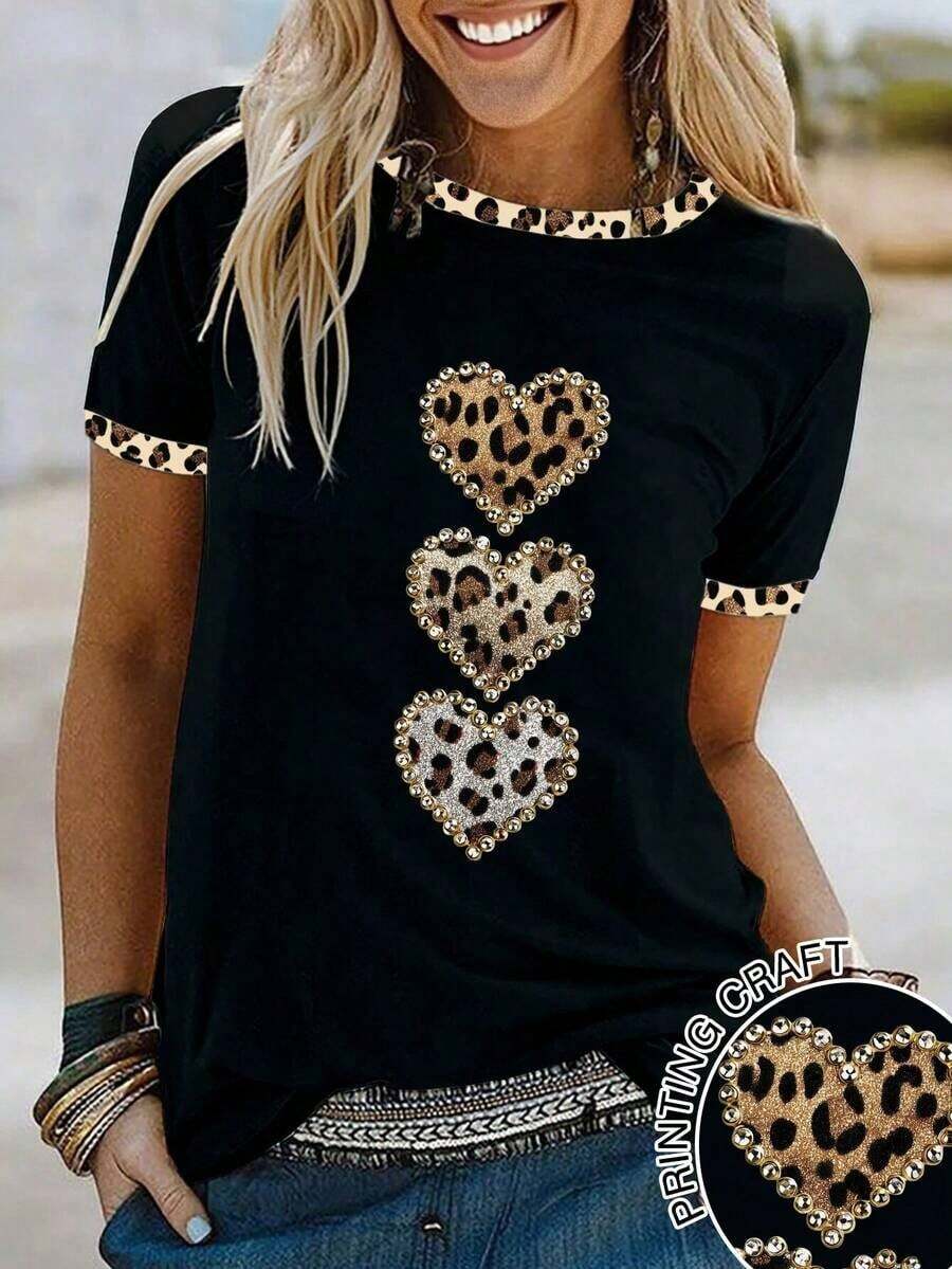 Camiseta de manga corta casual de cuello redondo con estampado de corazón para mujer de talla grande - Negro - Ver 1