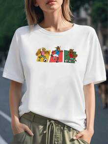 Tres animales jugando fútbol que expresan energía unión y diversión entre especies reflejando pasión deportiva y amistad en tonos vivos camiseta para mujer 100% algodón cómoda y moderna - Negro - Ver 6
