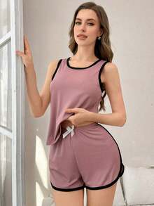 Set de 2 piezas de pijama informal de mujer con top de tirantes y pantalones cortos con ribete de contraste, conjunto de ropa de estar por casa para la temporada de vacaciones - Rosa vieja - Ver 3