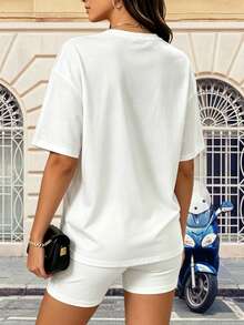 Camiseta de mujer estilo bohemio con estampado de luna y estrellas, 100% transpirable, cuello redondo blanco, casual, fácil de lavar a máquina, ajuste cómodo, regalo de verano para la familia. - Blanco - Ver 2