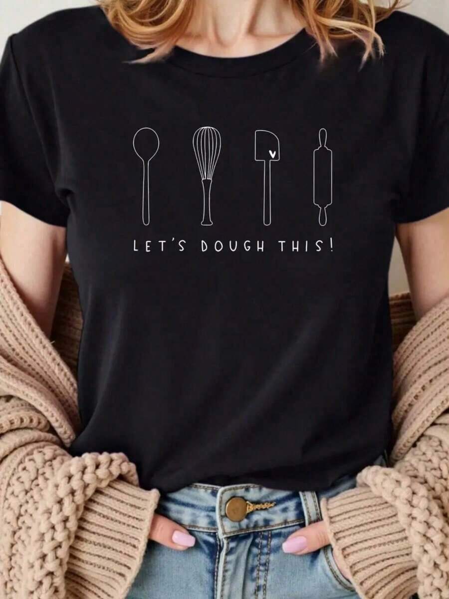 Comfortable Women's Casual T-Shirt With Baking Tools Print "Let's Make Dough!" - Short Sleeve Crew Neck Summer T-Shirt Featuring A Mixer And Spatula Design, Regular Fit, Machine Washable, Women's T-Shirt - 黑色 - 查看 1