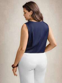 Blusa casual de mujer talla grande de cuello en V de una sola hilera con rayas y sin mangas - Azul marino - Ver 5