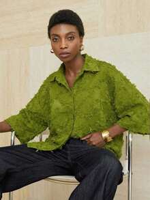 Camisa de manga 7/8 verde oliva, corte minimalista, ajuste holgado, cuello clásico de solapa, cómoda de llevar - Verde - Ver 5
