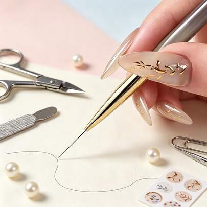 1pc Ultra-Fine Nail Art Liner Pen, Metal Shaft Nail Art Thin Liner Pen, Line Drawing Tool, Solves Issues Like Split Bristles, Broken Ink Flow, Shaky Hands, Detailed Patterns. Luxurious Silver-Gold Contrast Design, Non-Slip Grip. Delicate Tip Suitable For Fine Lines & Dotting, Applicable For French Tip Outlining, Floral Patterns, Polka Dots, Spring/Summer Nail Art Lines, French Tips, Dotting. Easily Create Intricate, Delicate Spring/Summer Nail Designs, Bid Farewell To Messy Lines And Blurry Details.