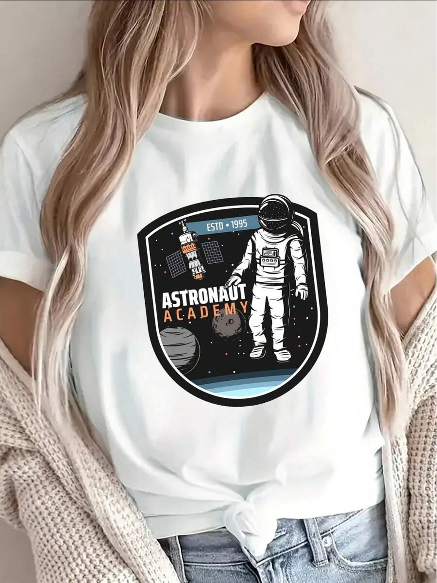 Camiseta de manga corta para mujer, diseño de academia aeroespacial, fondo negro, impresión llamativa con temática espacial, perfecta para salidas informales, ajuste cómodo, ideal para actividades diarias al aire libre. - Blanco - Ver 1