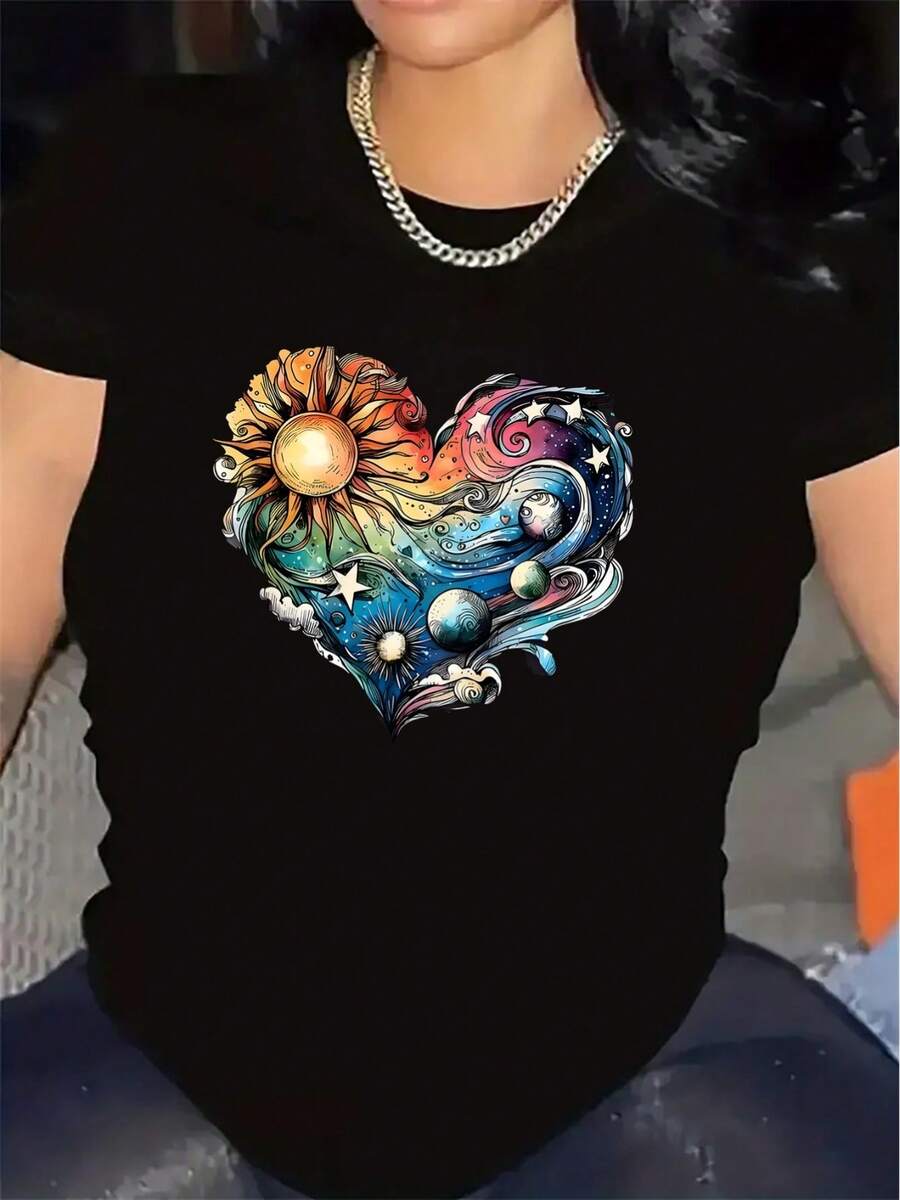Women's T-Shirt, Short-Sleeved T-Shirt For Women | Lightweight And Durable, With A Vibrant Heart-Shaped Design That Combines Solar And Galactic Art, With A Round Neck Design, Perfect For Home, Cafes Or For Casual Outdoor Use. - 黑色 - 查看 1