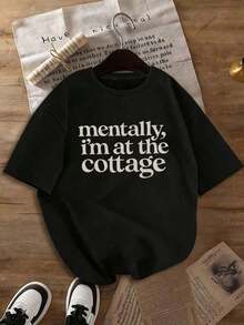 Comfortable Plus-Size Women's T-Shirt With A Book Theme And Ice Hockey Inspiration, Perfect For Casual Wear, Romantic And Distressed Looks. A Stylish Bookworm T-Shirt, A Cozy And Romantic Gift For A Reader, And A Great Choice For Everyday Wear. Plus-Size Women's Clothing. Casual Black. - 黑色 - 查看 1