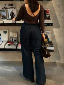 minisummer Plus Size Women's Deep V-Neck Backless Long Sleeve T-Shirt In Coffee Brown, Fashionable, Elegant, Loose-Fit Basic Tee Suitable For Casual, Shopping, Carnival Party Wear In Spring, Summer And Autumn - Coffee Brown - View 2