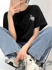 Fashionable And  Design With English Lettering And Floral Print On Both Sides, Short-Sleeved T-Shirt, Casual Top For Women, Urban Style Design, Suitable For Spring, Summer And Autumn - Unisex Cotton Loose Short-Sleeved Round Neck Urban Vintage Style T-Shirt. - 黑色 - 查看 2