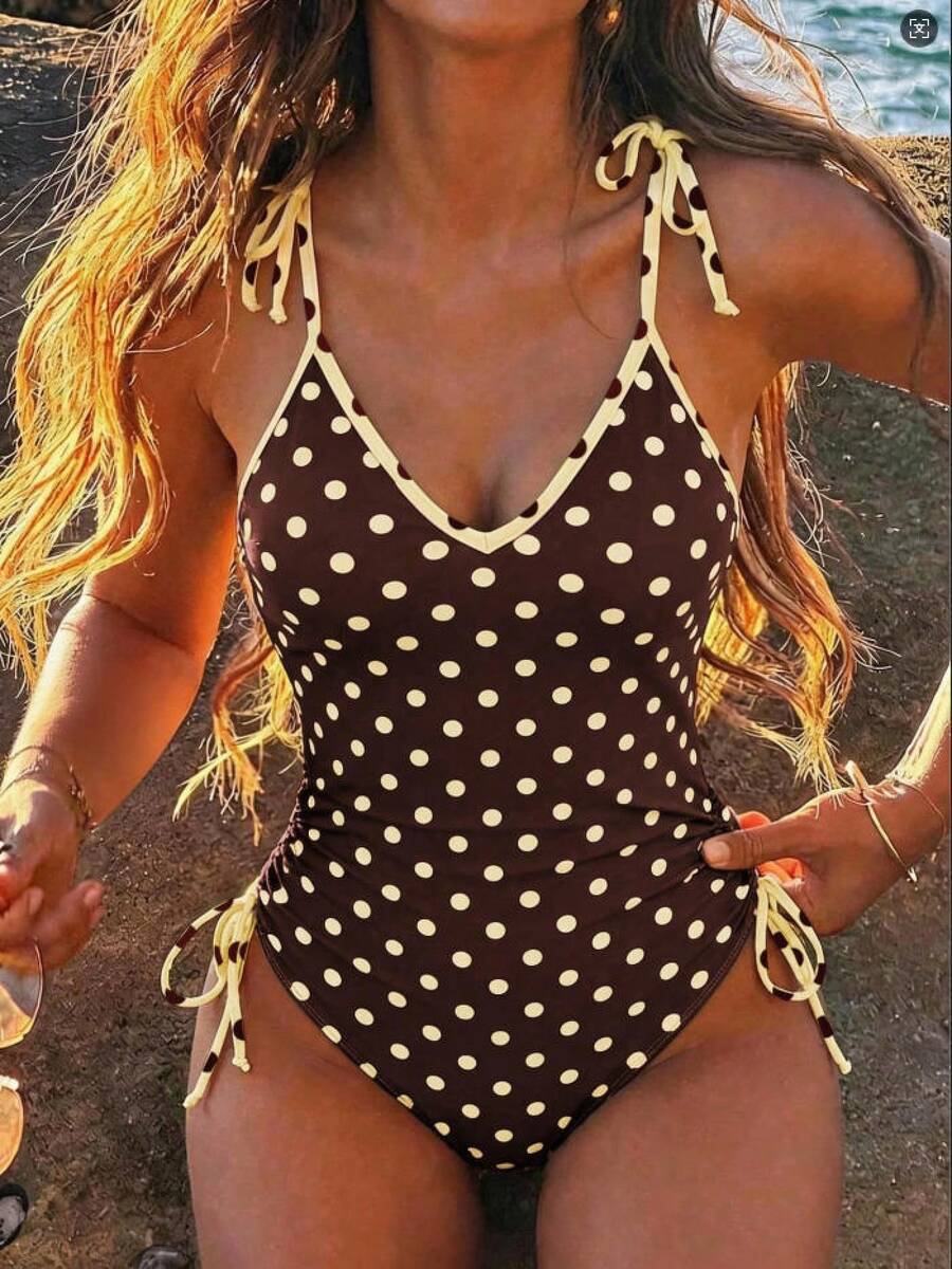 Traje de baño de una pieza sin tirantes con volantes, sexy, con lazos en contraste de color, estilo retro. - marrón café - Ver 1