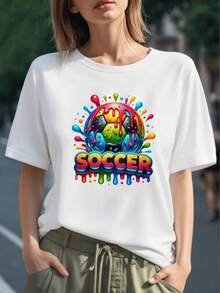Balón de fútbol multicolor rodeado de salpicaduras brillantes que representan la energía y pasión del juego camiseta para mujer 100% algodón cómoda y vibrante para fans del deporte - Negro - Ver 6