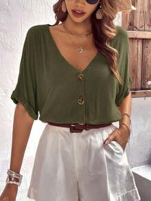 Camisa suelta de verano para mujer con botones, mangas cortas de murciélago y cuello en V de unicolor - Verde militar - Ver 1