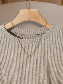 Elegante camiseta de punto de cuello redondo, top de punto minimalista de moda, otoño/invierno - Gris Claro - Ver 6