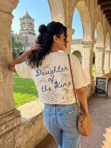 'The King's Daughter' Graphic T-Shirt, Women's Faith Clothing With Biblical Aesthetics, Casual Short Sleeve T-Shirt With Round Neck And Printed Text On The Back - 杏色 - 查看 3