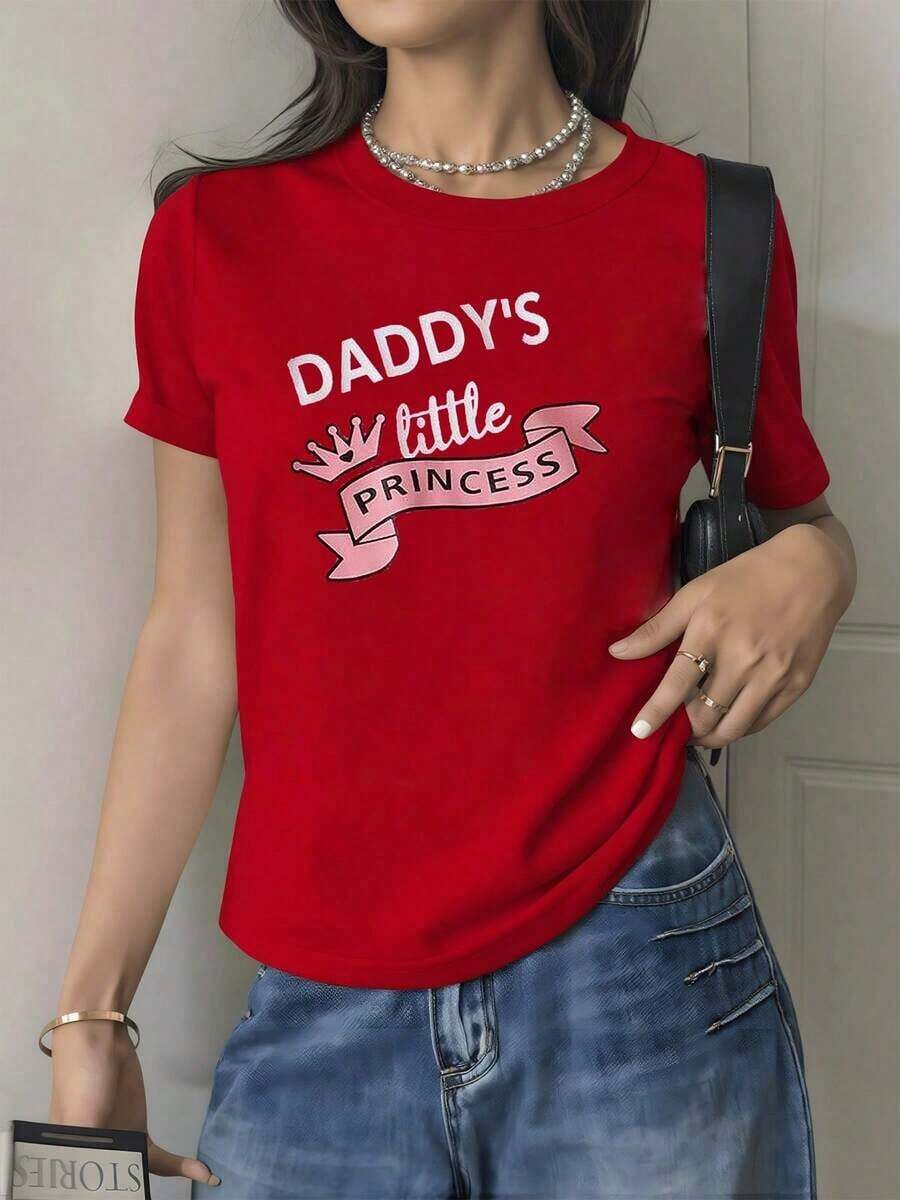 short sleevesEl estampado muestra una corona rosa y una cinta con la frase que simboliza el orgullo y el cari?o familiar de una hija hacia su padre resaltando ternura y amor en tono suave camiseta de mujer 100% algodón casual eleganteLeisure - Rojo - Ver 1