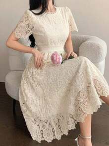 Vestido corto con adorno de encaje en las mangas, vestido mini elegante y refinado - Beis - Ver 5
