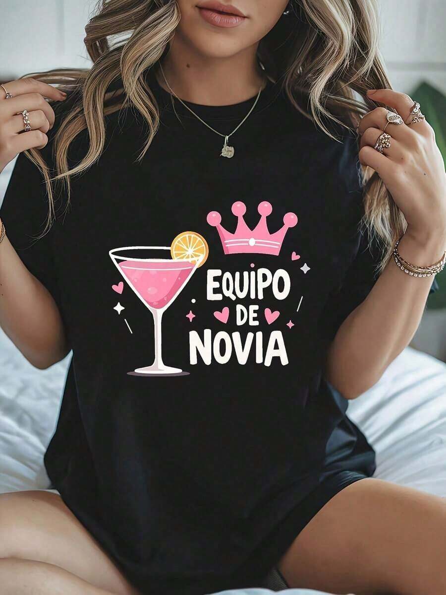 Women's & Men's Personalized T-Shirt For Women, Printed In Spanish "Bridal Party Style" With Cocktail Crown And Festive Celebration Motif, Black Short-Sleeved Round Neck Printed T-Shirt - Machine Washable, Suitable For Spring, Summer And Autumn, Casual Style, Comfortable Fit, Modern Design, Versatile For Daily Wear, Soft Fabric, Fashionable Style. - 黑色 - 查看 1