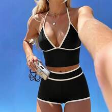 Traje de baño de dos piezas con cuello halter en colores contrastantes blanco y negro, conjunto de shorts de cintura alta, bikini adelgazante para chicas guapas en vacaciones. - Verde - Ver 2